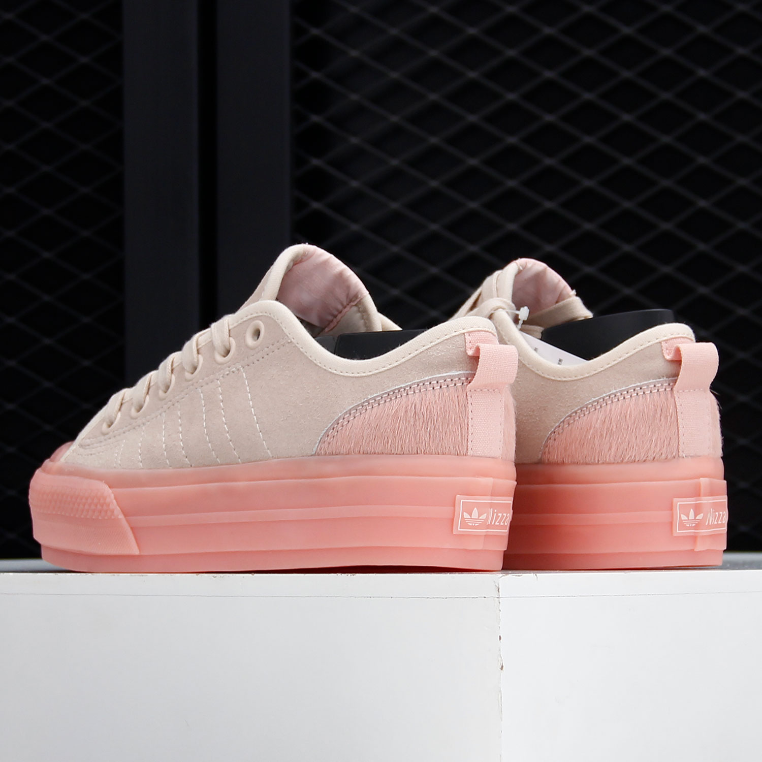 Adidas Genuine Originals Women - đánh giá và giá Adidas Shoes Gazelle